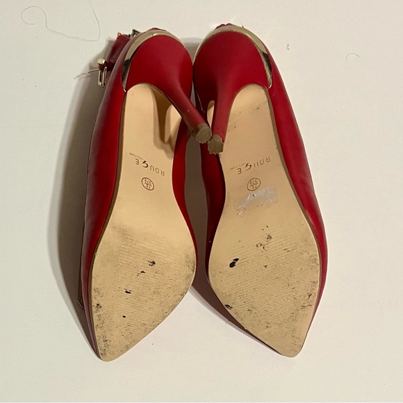Rouge Ankle Strap Stiletto 4” heals Sz:7 1/2 red gold zipper/buckle - Picture 6 of 6